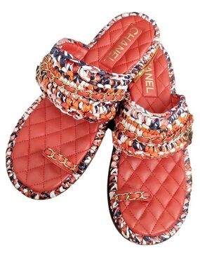 CHANEL Coral Quilted Braided Chain Slide Sandals